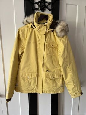 ORAGE Ski jacket - NWOT - size Medium - butter yellow